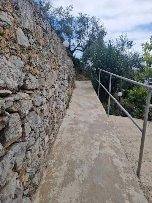 Le Iris Delle Cinque Terre Διαμέρισμα Λα Σπέτσια 0*,  Ιταλία